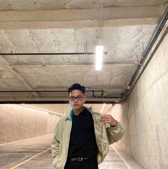 Meet your Posher, Kevin - Picture 1 of 1